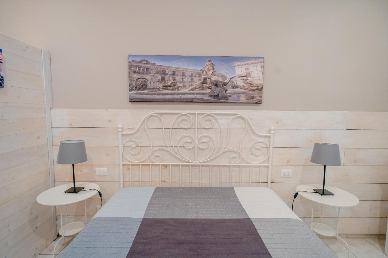 Syracuseapartments Il Piave Di Siracusa Appartamento Per 6 Persone Vicino Ad Ortigia A 200M Dal Mare Екстер'єр фото