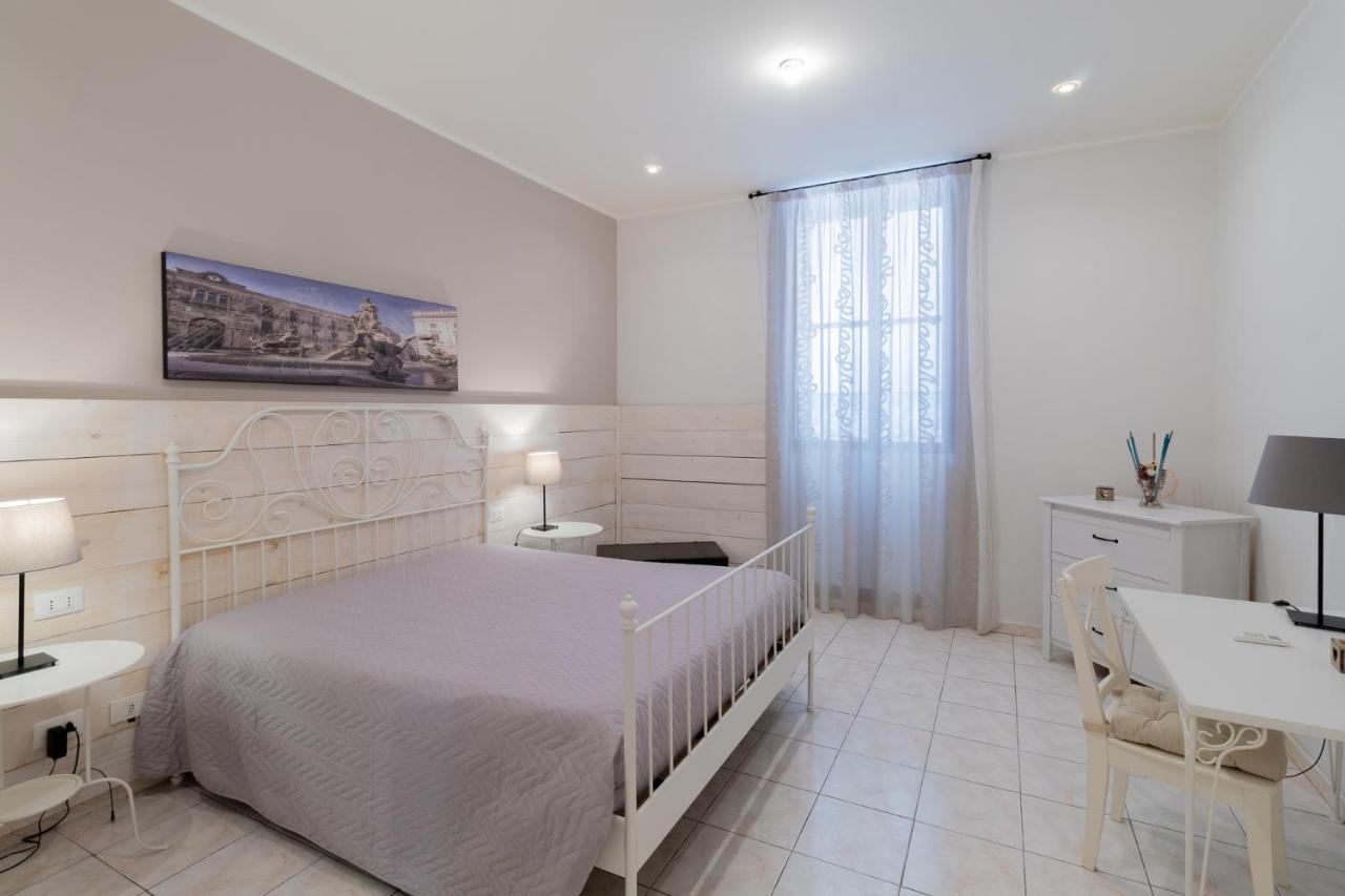 Syracuseapartments Il Piave Di Siracusa Appartamento Per 6 Persone Vicino Ad Ortigia A 200M Dal Mare Екстер'єр фото