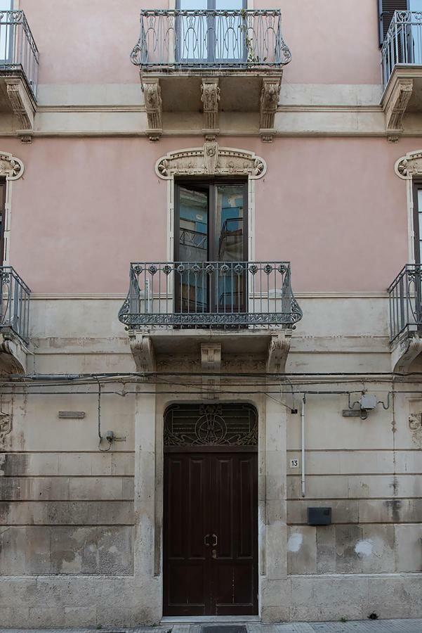 Syracuseapartments Il Piave Di Siracusa Appartamento Per 6 Persone Vicino Ad Ortigia A 200M Dal Mare Екстер'єр фото